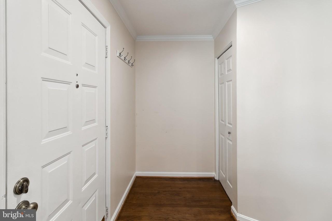 524 Kinsale Rd - Photo 3 of 22