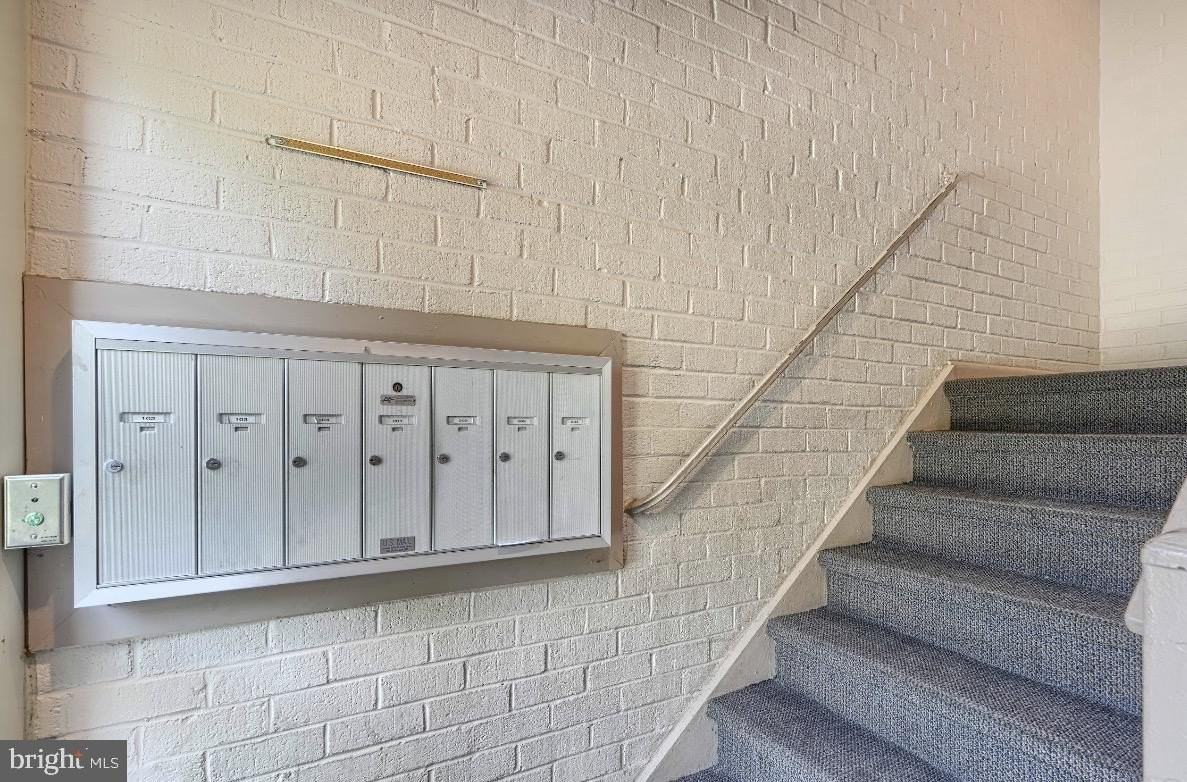 14 Mountbatten Ct - Photo 4 of 15