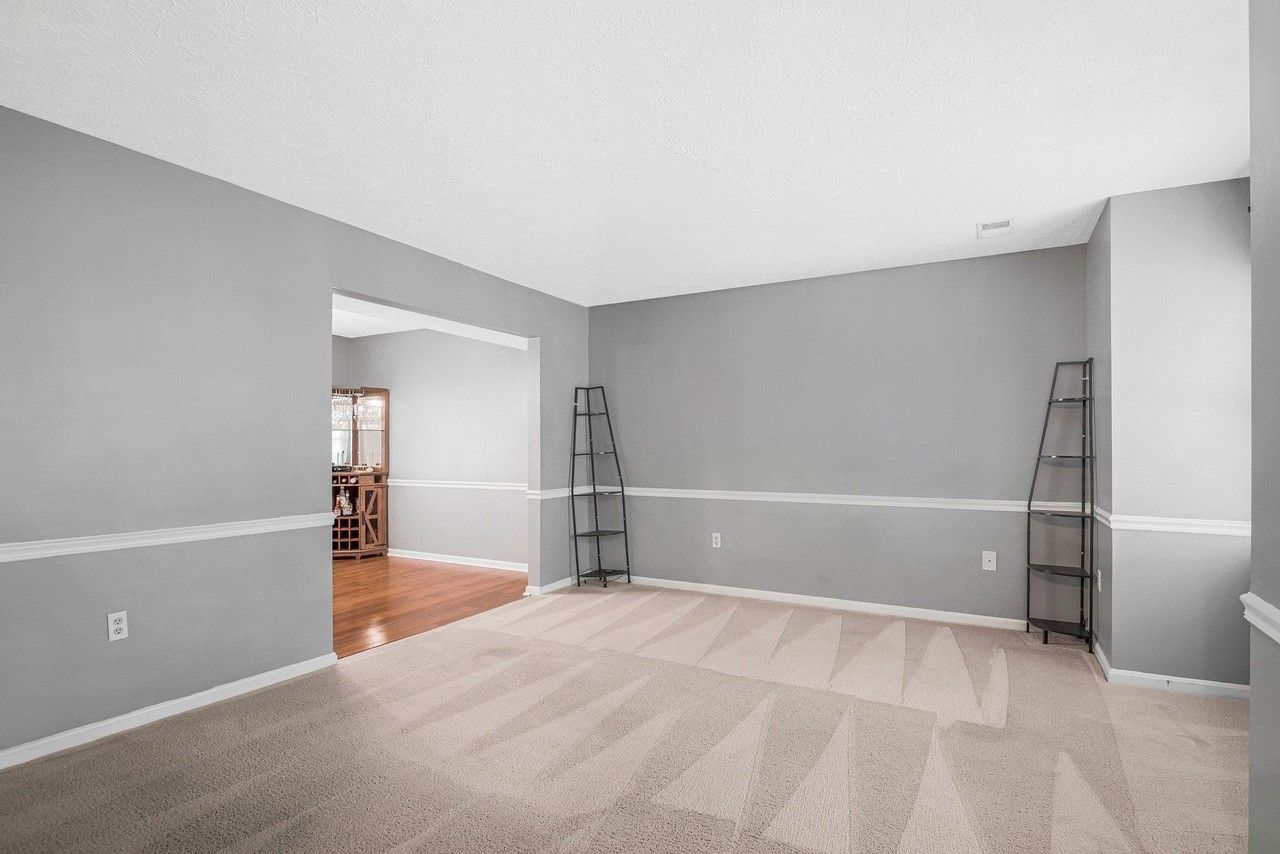 4037 Broadbill Cir - Photo 4 of 41
