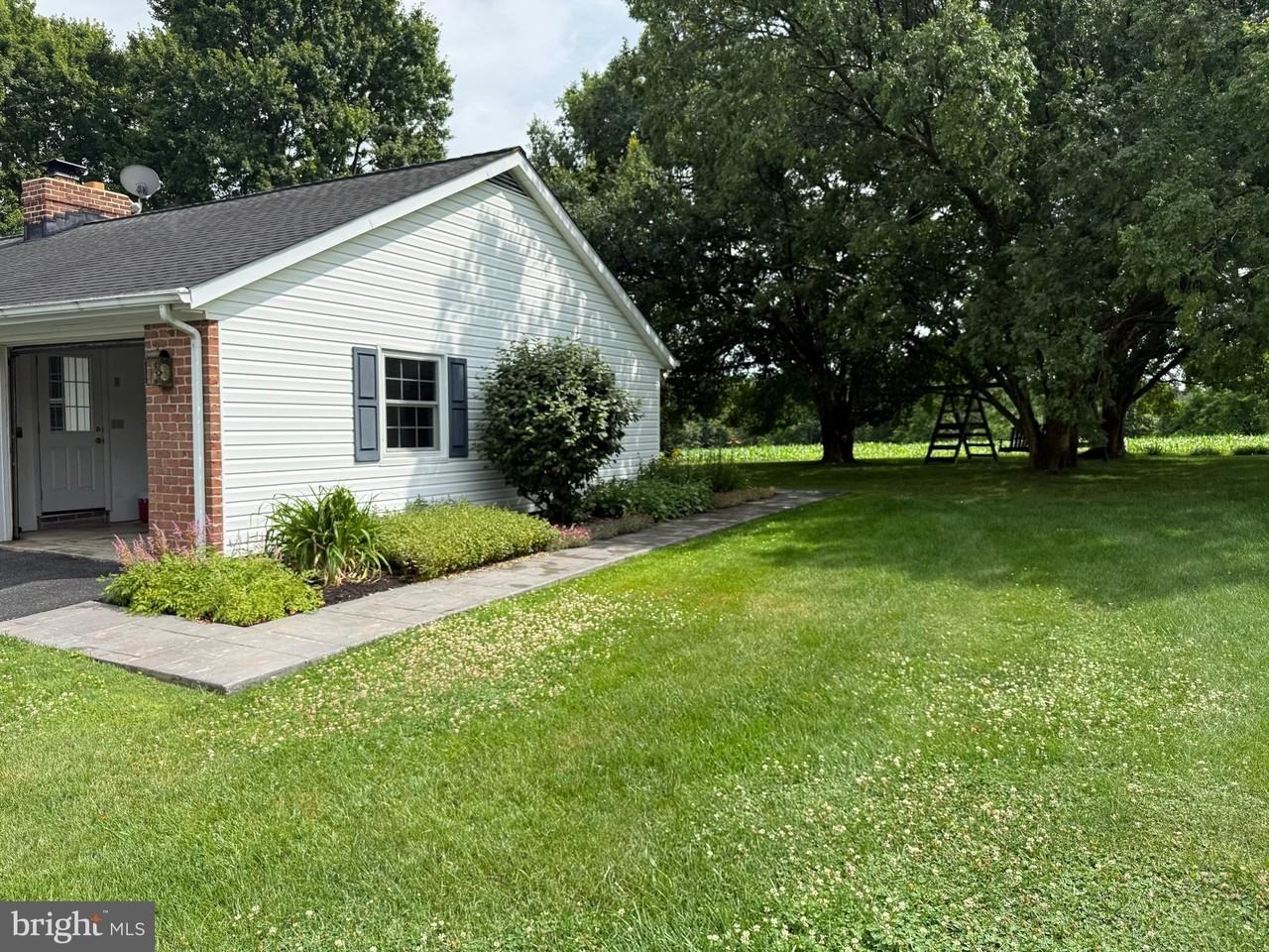 5293 Roller Rd - Photo 7 of 46