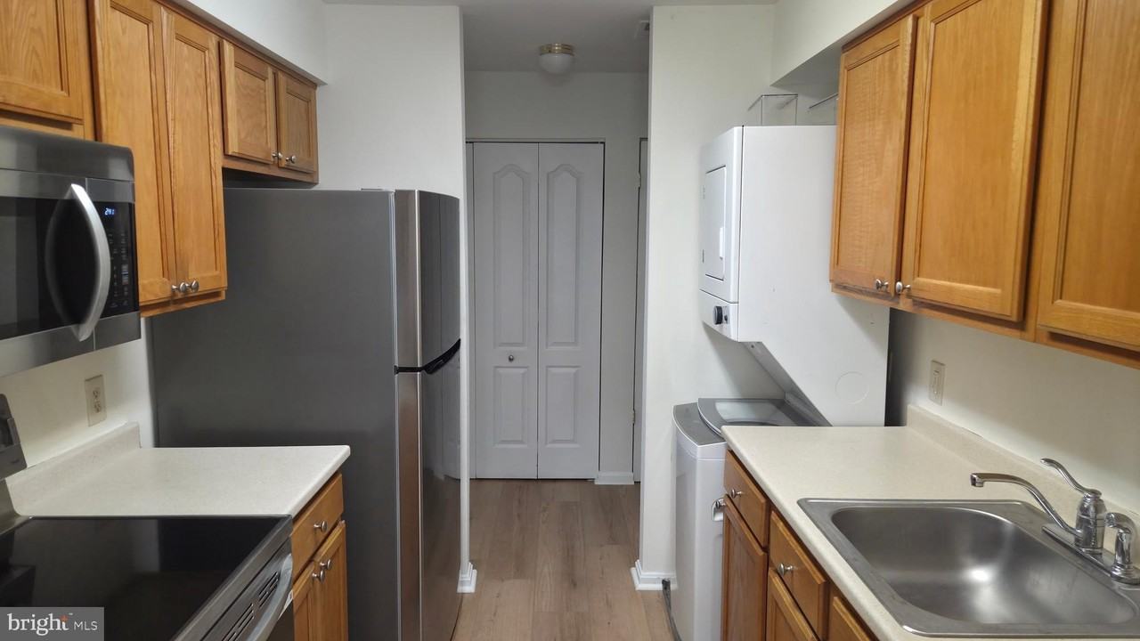 8387 Montgomery Run Rd #E - Photo 3 of 25