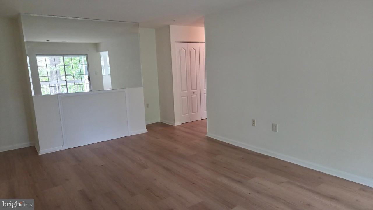 8387 Montgomery Run Rd #E - Photo 5 of 25