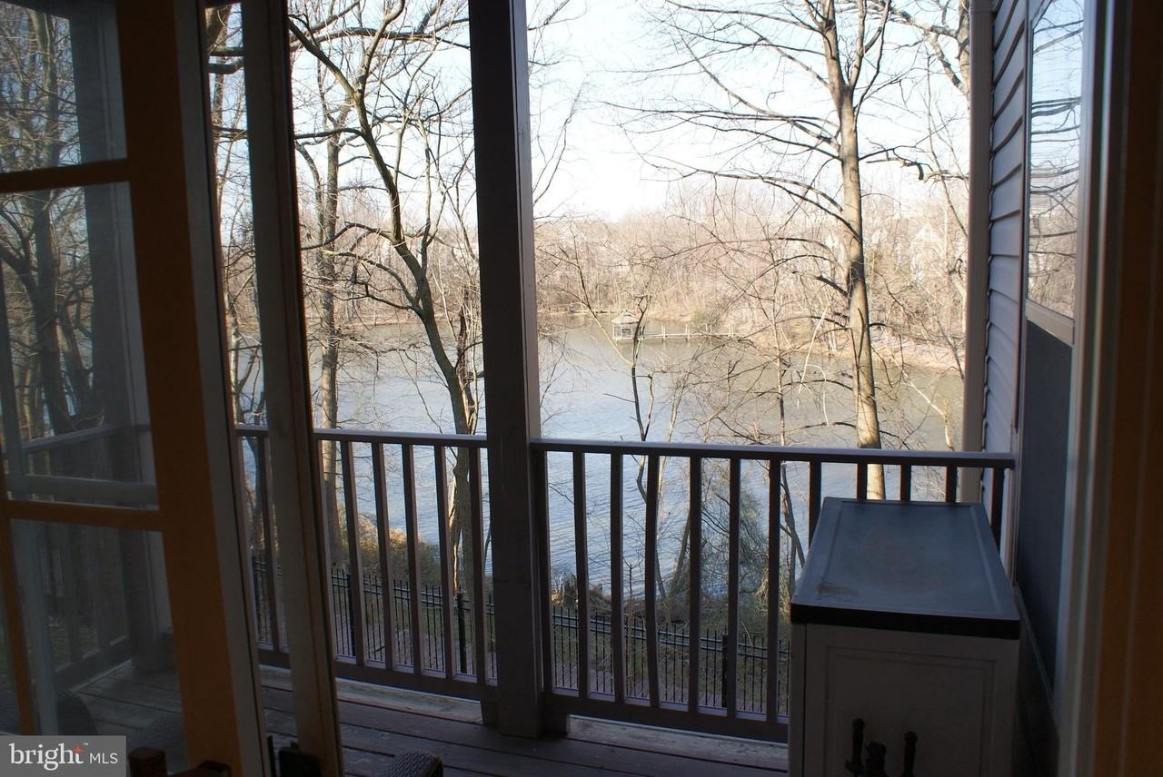 9716 Lake Pointe Ct #203 - Photo 7 of 25