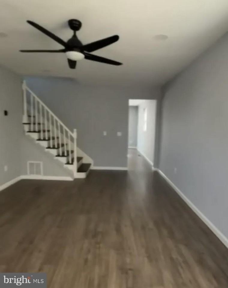 6913 Annapolis Rd - Photo 2 of 8