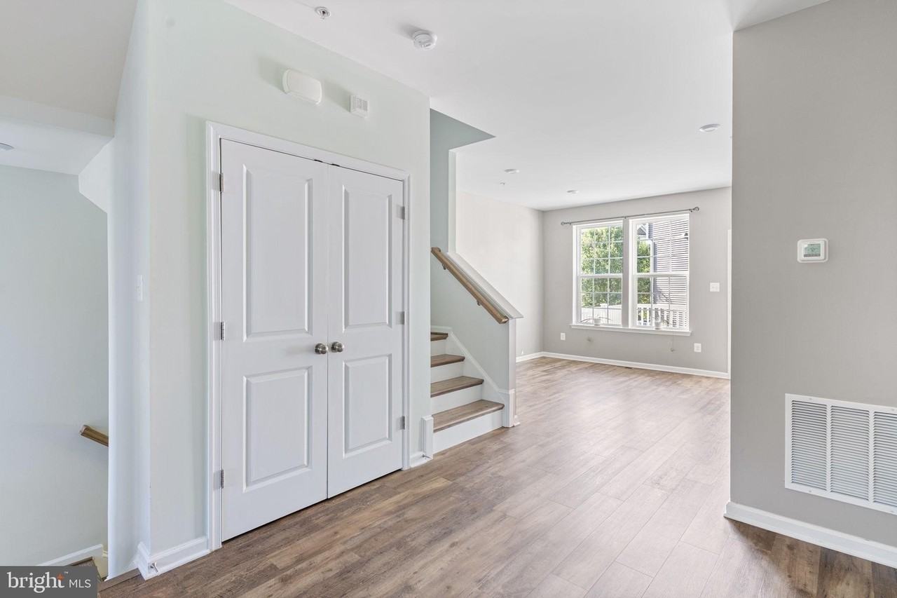 43767 Winterberry Way - Photo 6 of 17