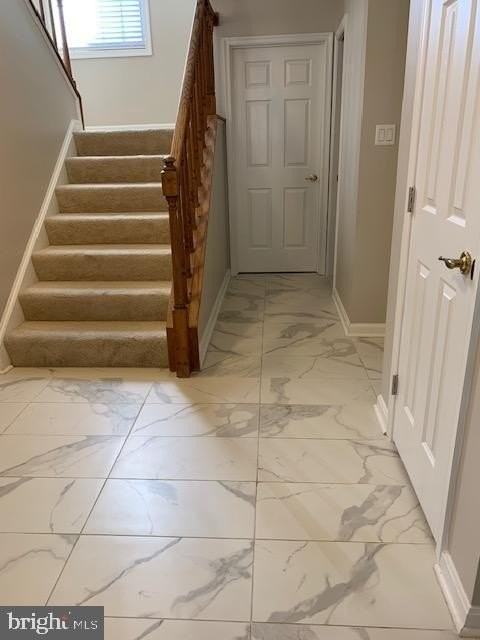 48005 Mayflower Dr - Photo 6 of 23