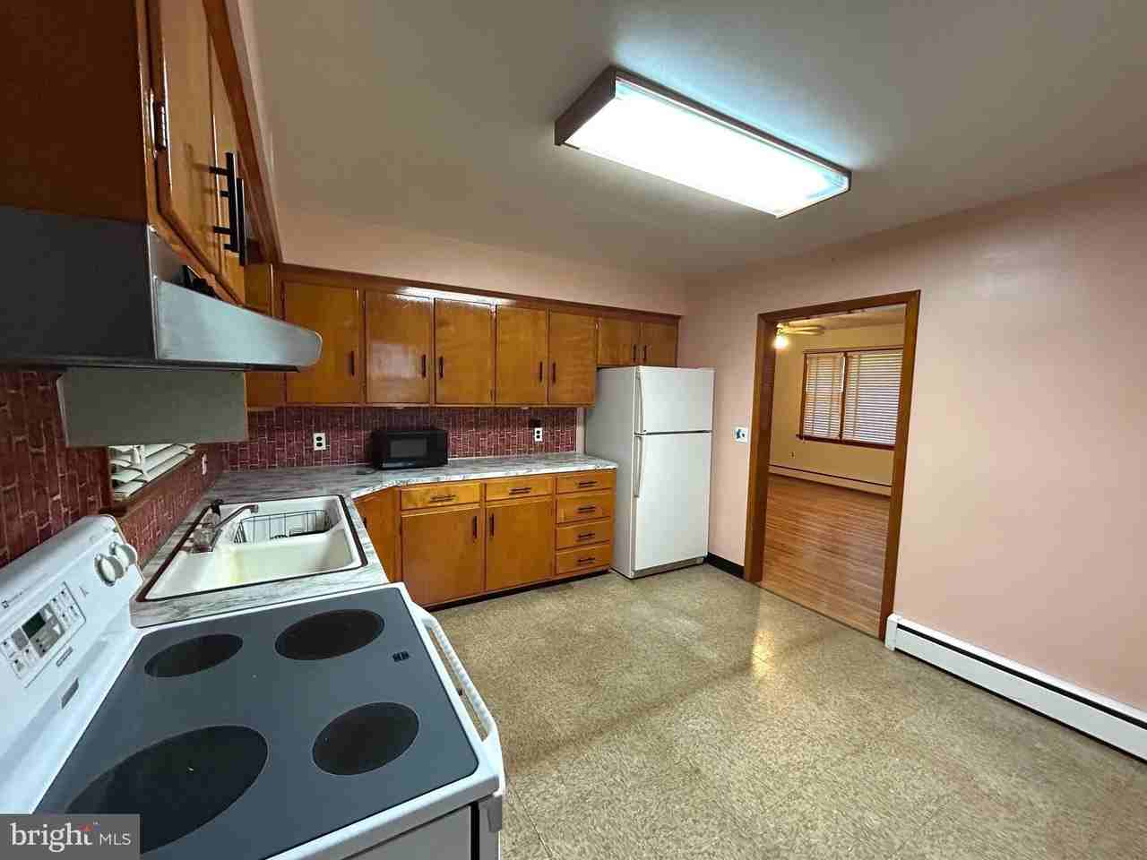 440 Bernshouse Ave - Photo 2 of 16