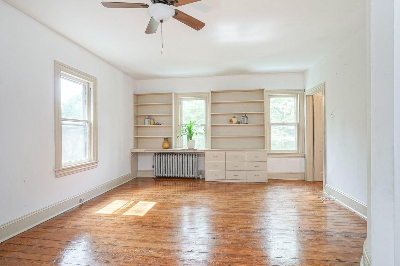 315 Chestnut St - Photo 4 of 36