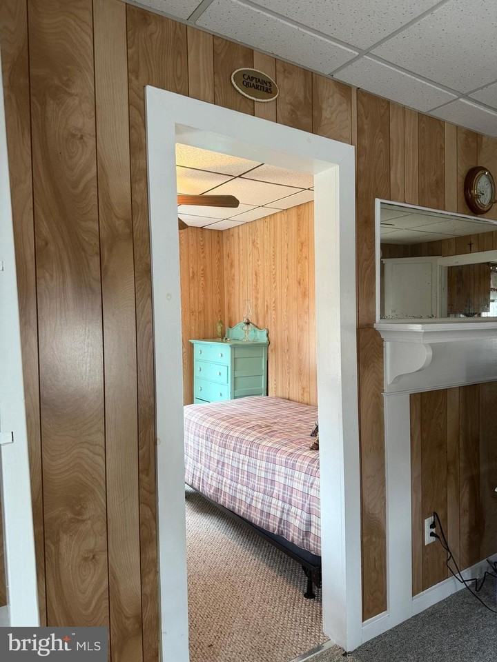 102 Garrison Ave - Photo 4 of 23
