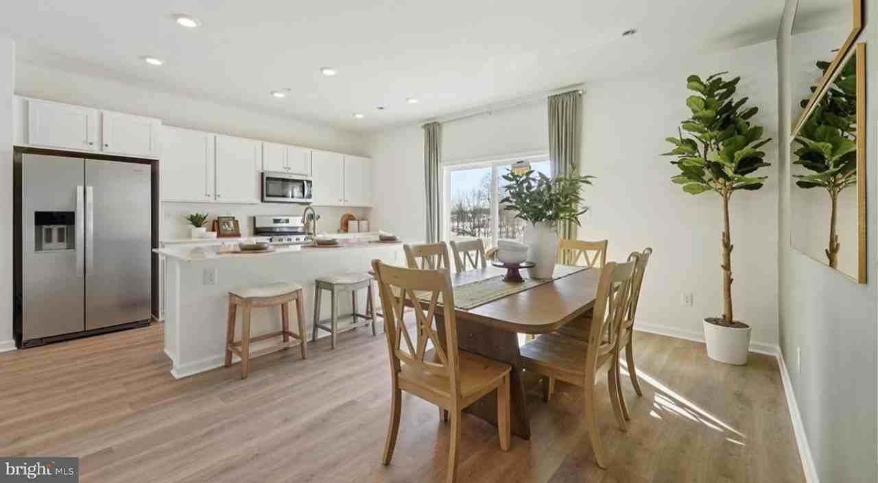 111 SPENSER WAY - Photo 4 of 22