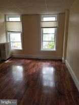 336 N 6th St #3 - Photo 1 of 1