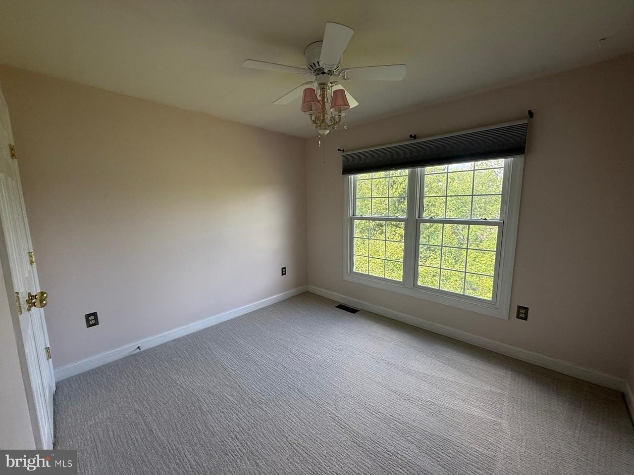 714 Marcus Cir - Photo 5 of 47