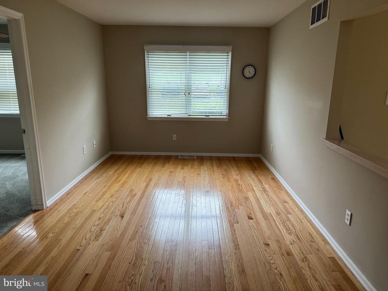 1417 Kathleen Ct - Photo 6 of 12