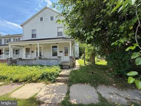 202 E Portland St - Photo 1 of 1