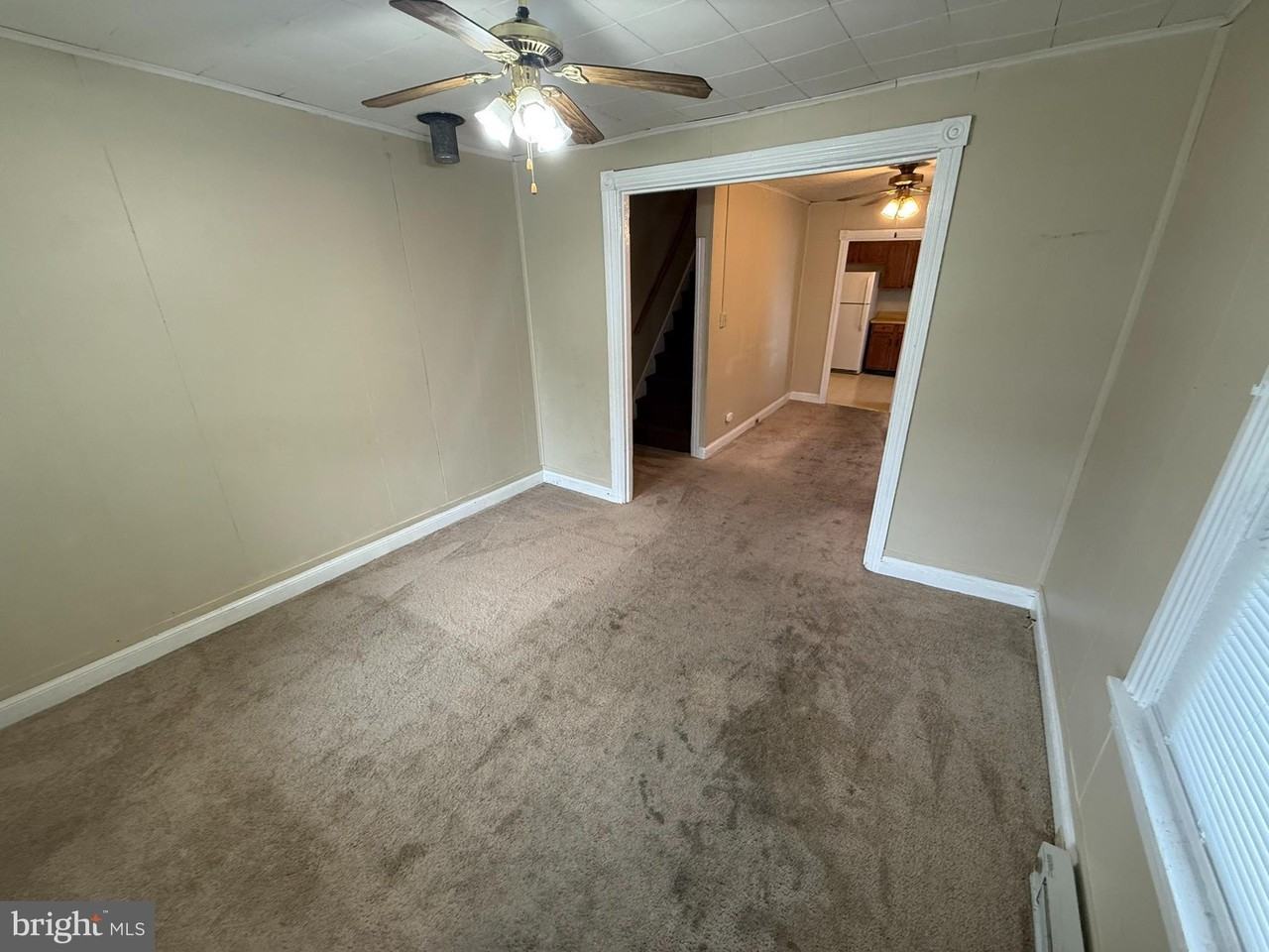 202 E Portland St - Photo 3 of 25