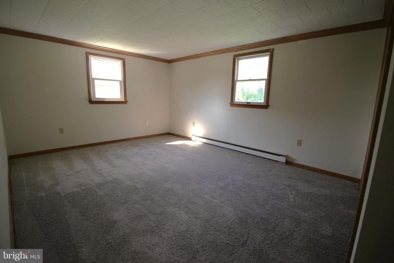 1227B Georgetown Rd - Photo 5 of 17