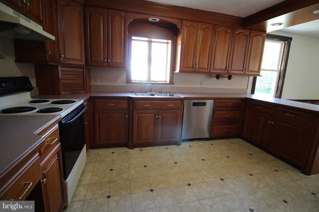 1227B Georgetown Rd - Photo 7 of 17