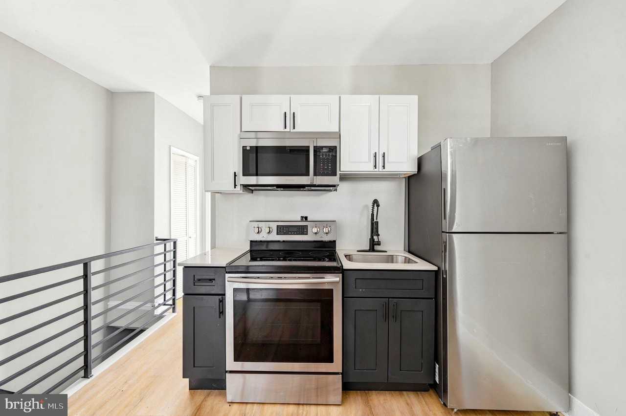 6041 Hazel Ave #2 - Photo 5 of 14