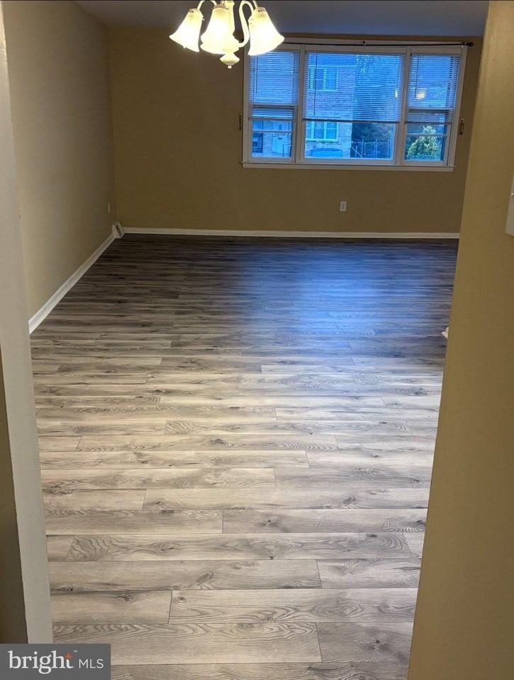 1730 Borbeck Ave #2F - Photo 6 of 30