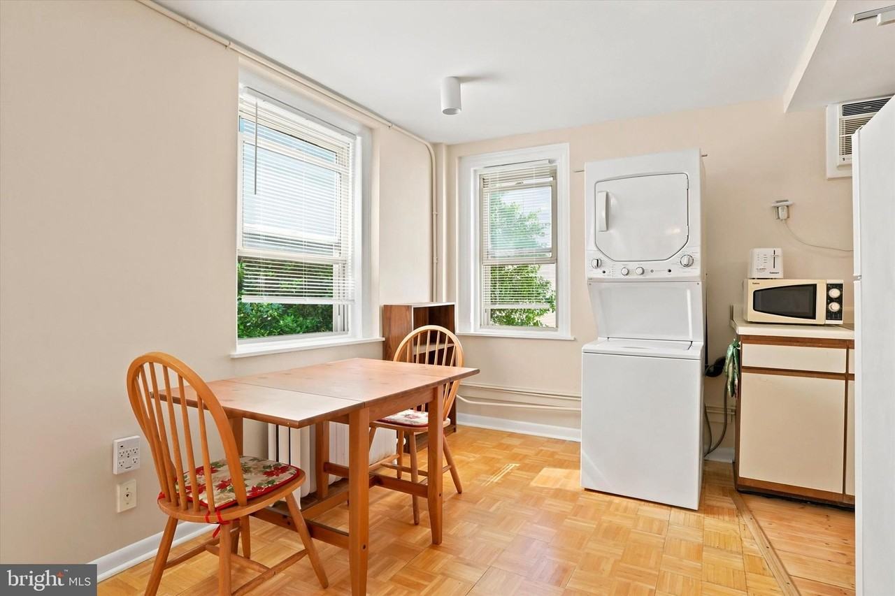 715 Pine St #2 - Photo 4 of 15