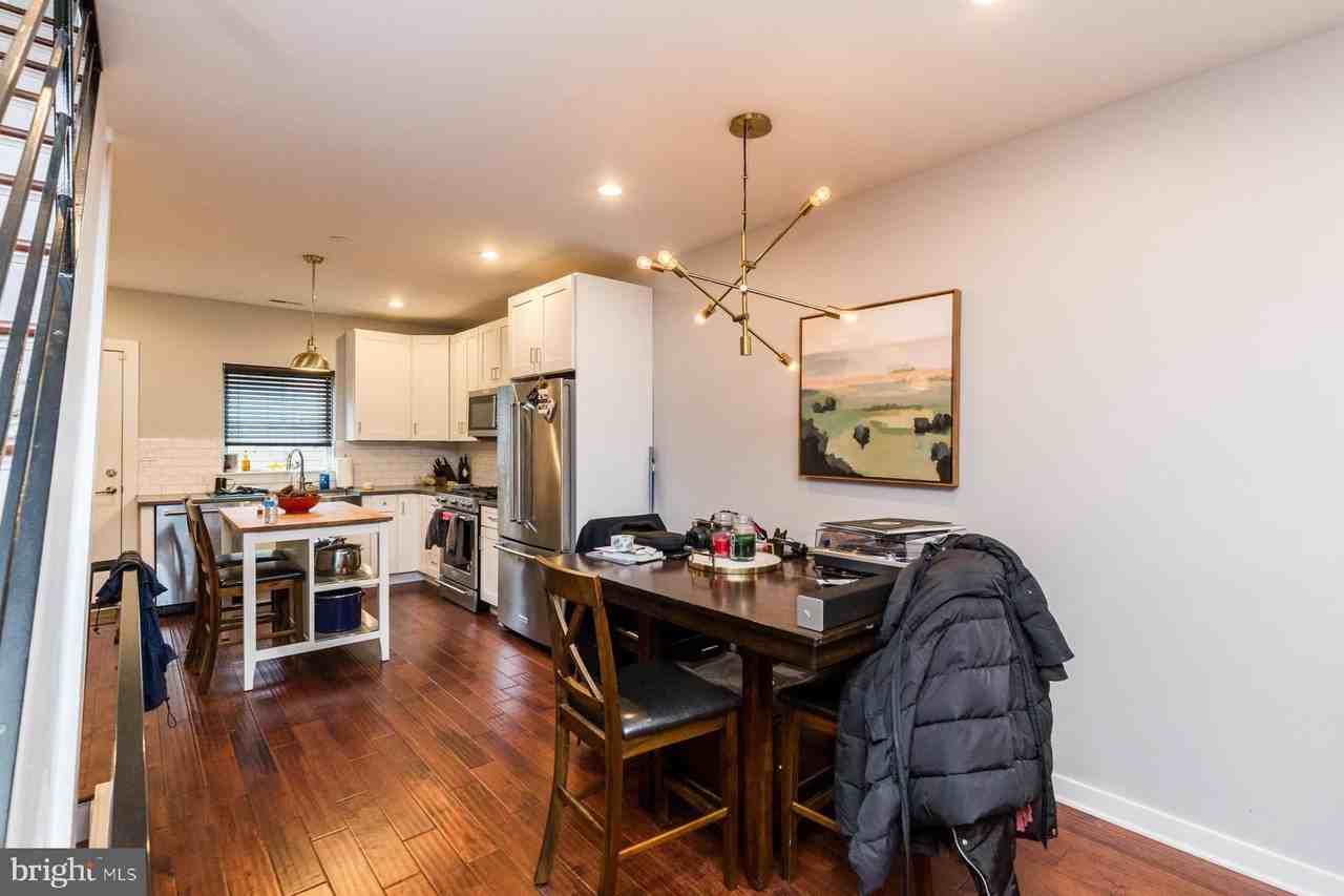 3016 Baltz St - Photo 3 of 32