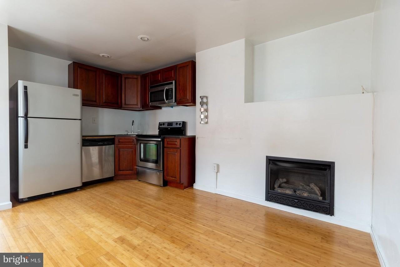 619 S 16th St #3R - Photo 2 of 22
