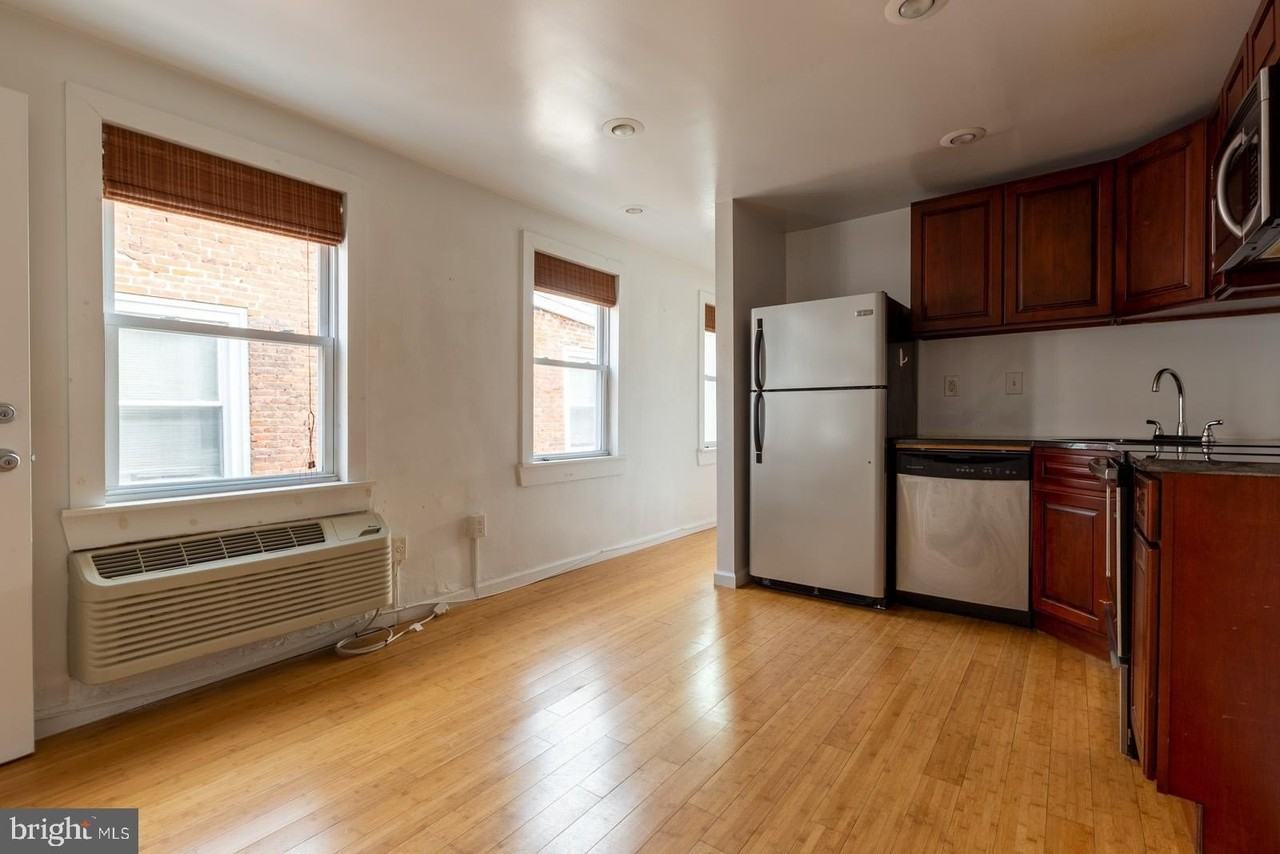 619 S 16th St #3R - Photo 4 of 22