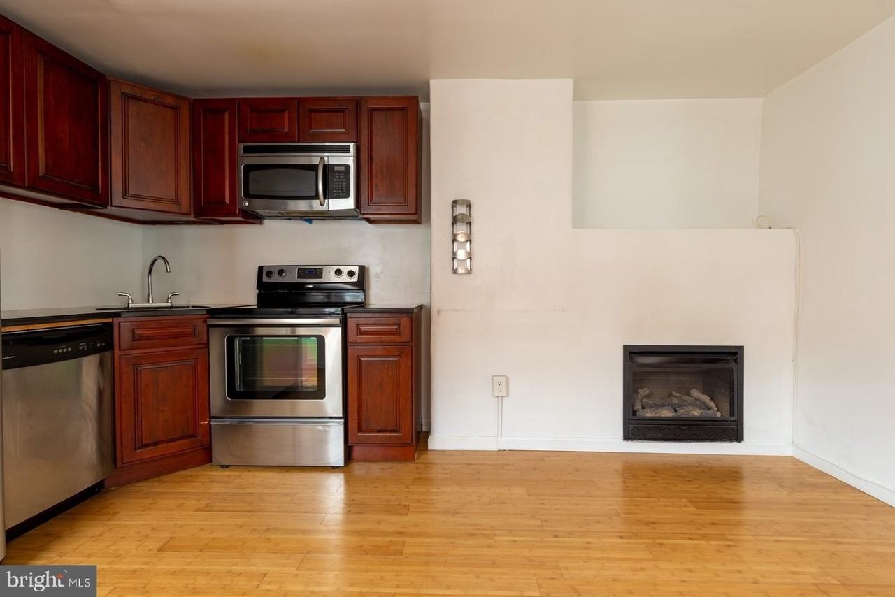 619 S 16th St #3R - Photo 6 of 22