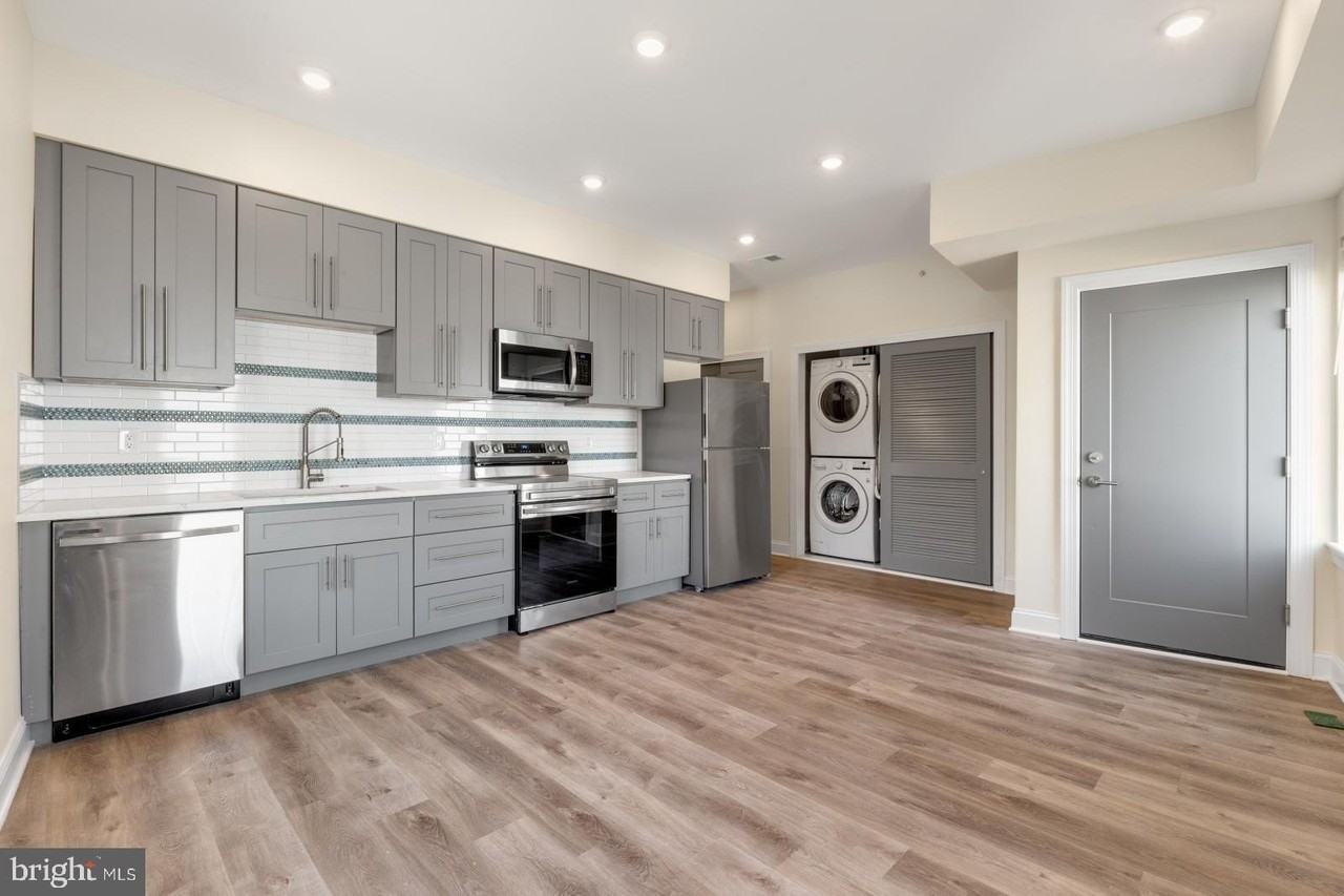 511 Gorgas Ln #E - Photo 2 of 25