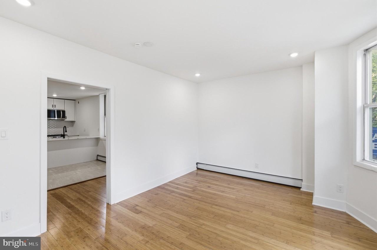747 S 2nd St #3F - Photo 2 of 14