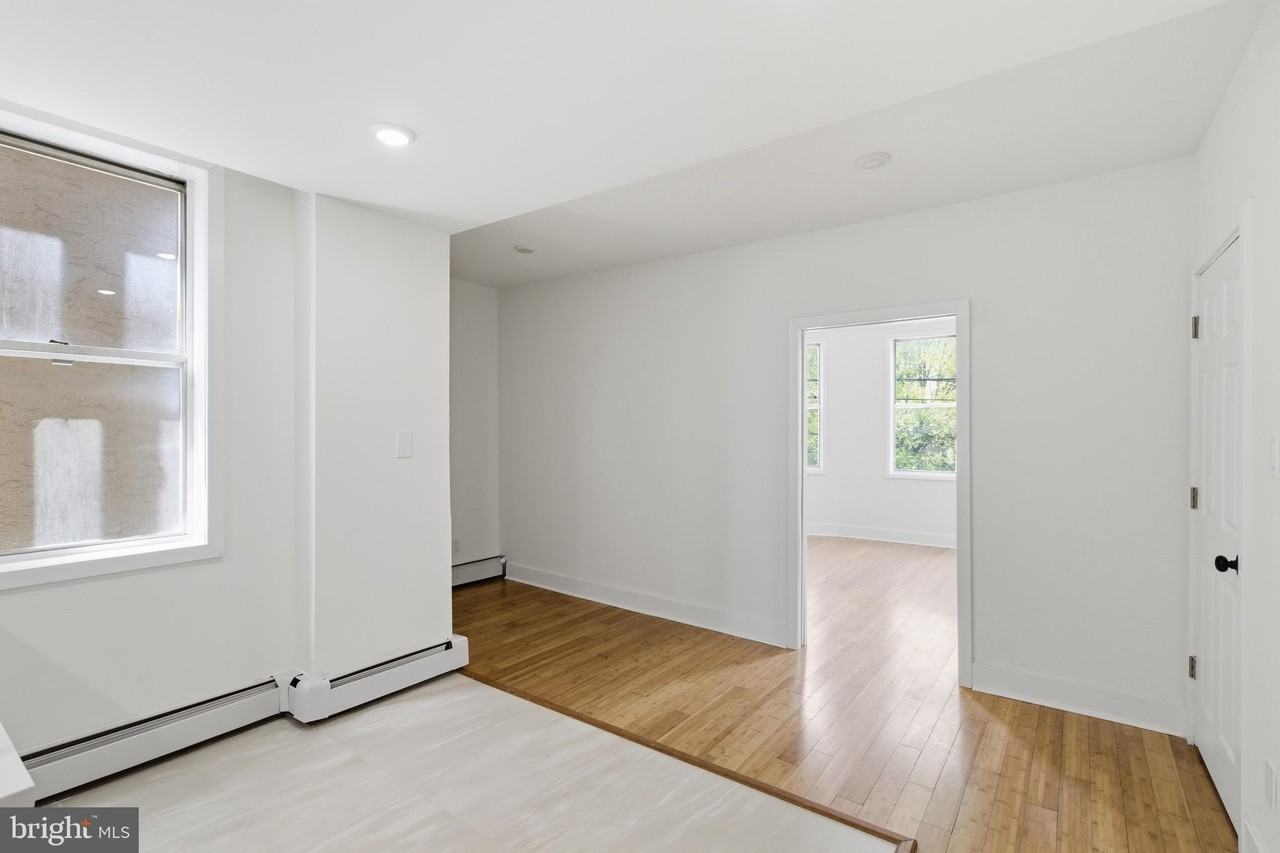 747 S 2nd St #3F - Photo 6 of 14