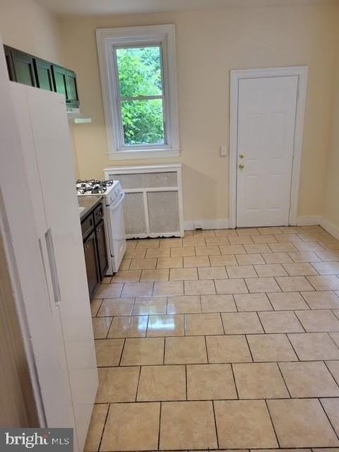 4945 N 16th St - Photo 2 of 9