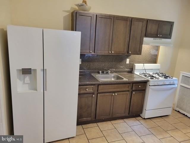 4945 N 16th St - Photo 3 of 9
