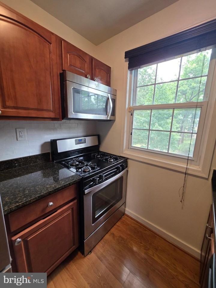 4324 2nd Rd N #43242 - Photo 3 of 14