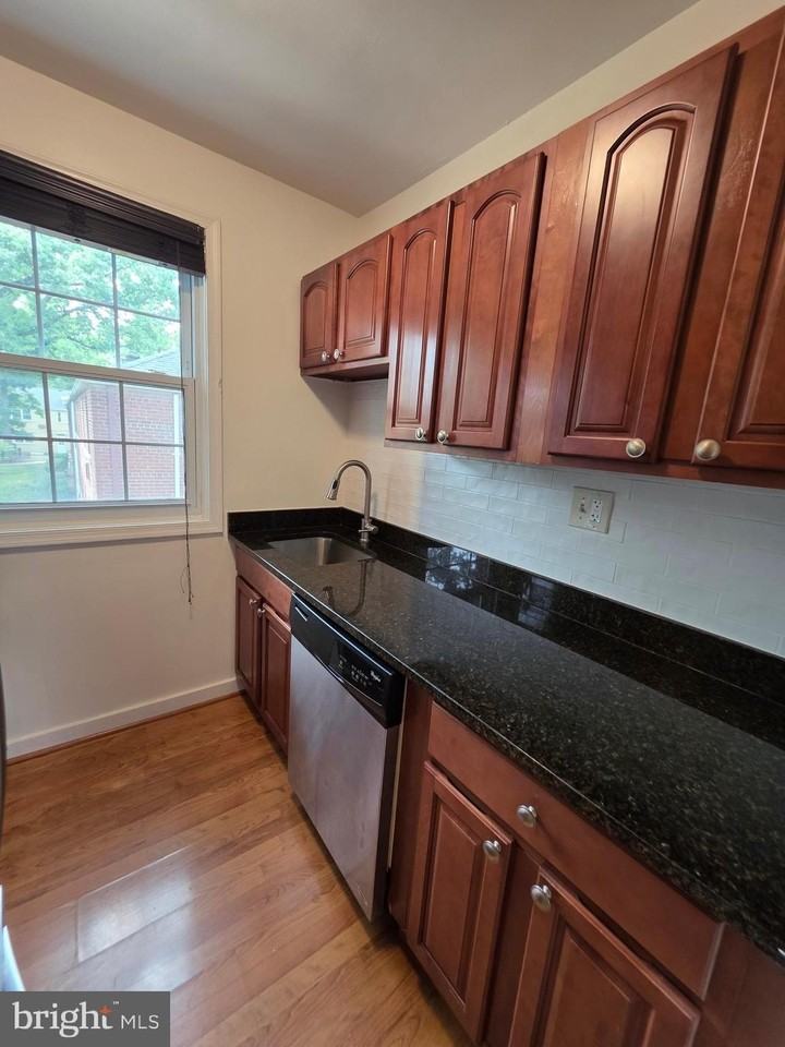 4324 2nd Rd N #43242 - Photo 4 of 14