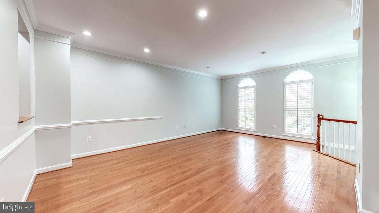 11618 Park Vista Blvd - Photo 4 of 9