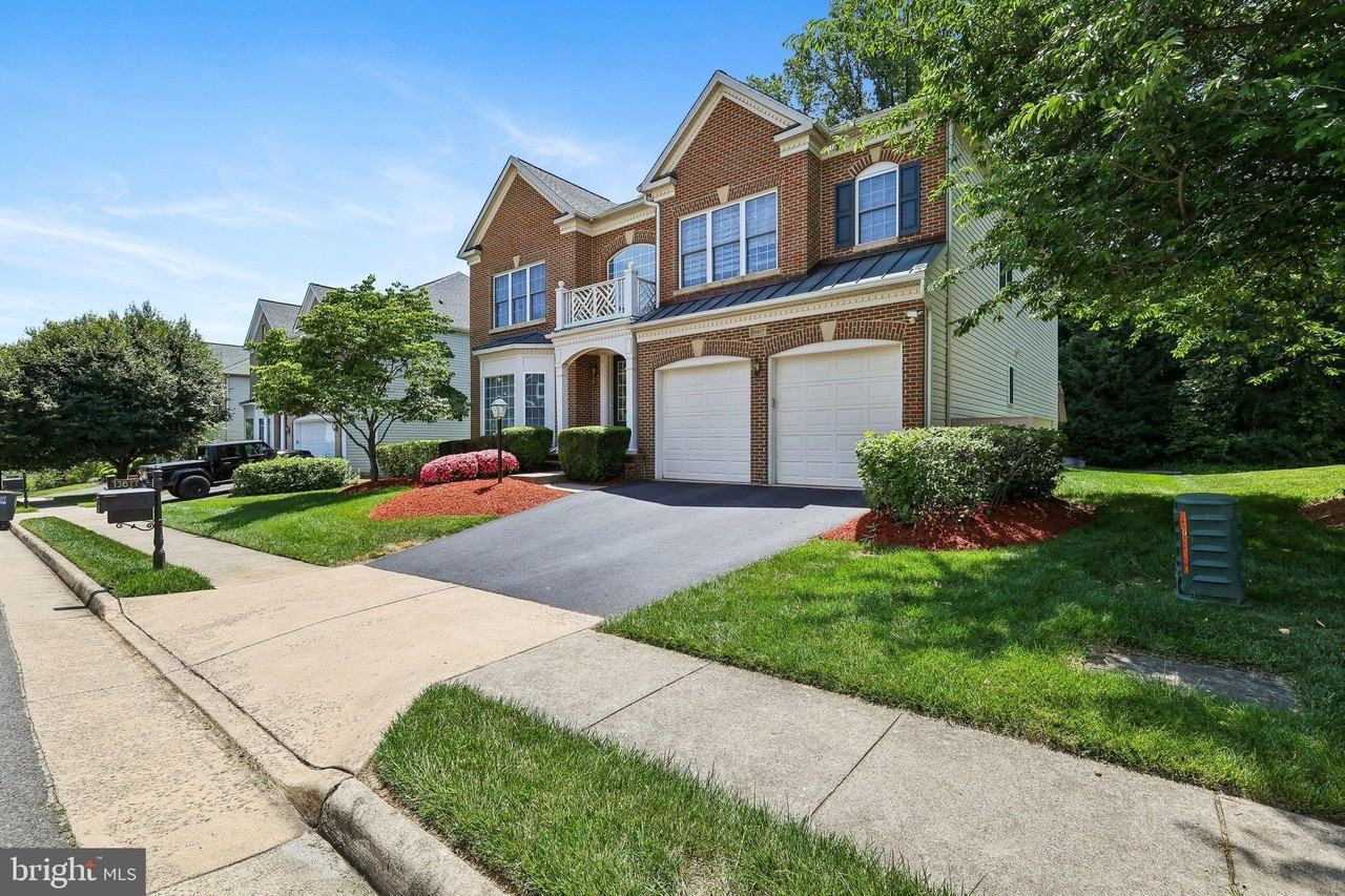 13677 Sweet Woodruff Ln - Photo 2 of 44