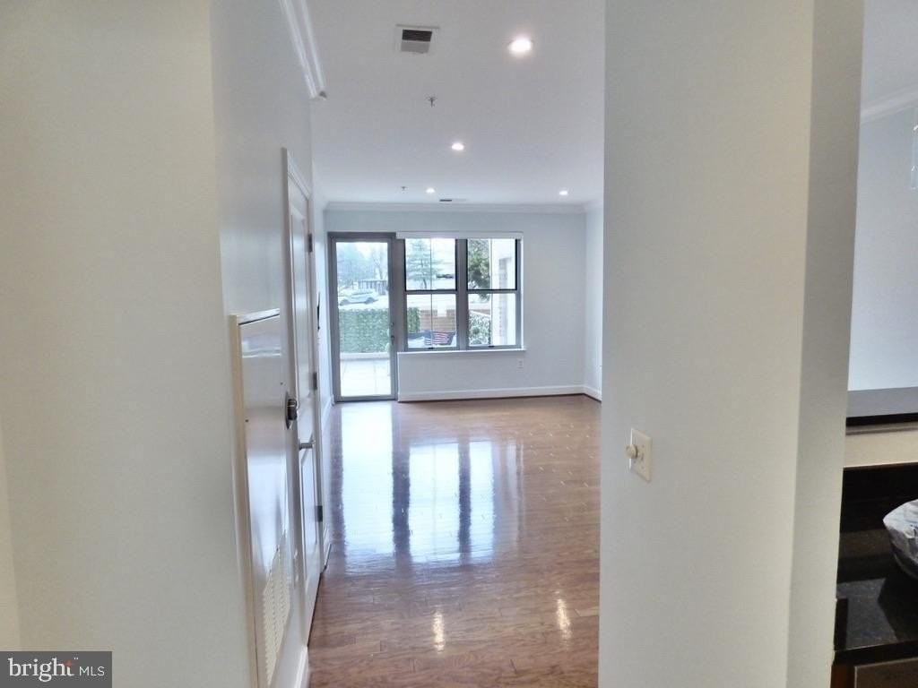 11800 Sunset Hills Rd #118 - Photo 4 of 50
