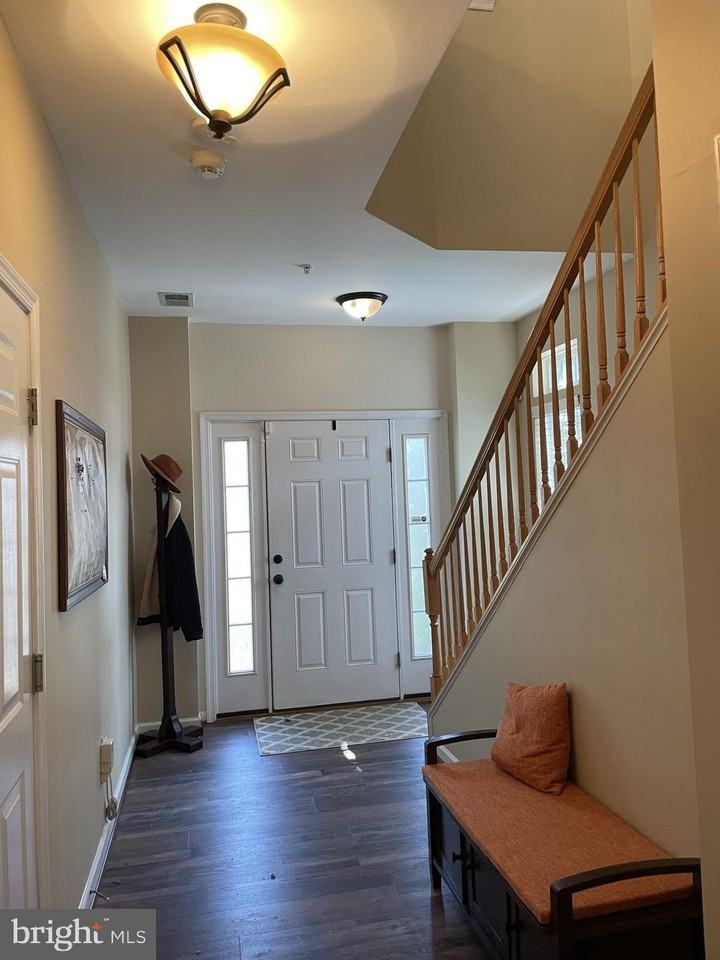 9128 Aventon Ct - Photo 2 of 25