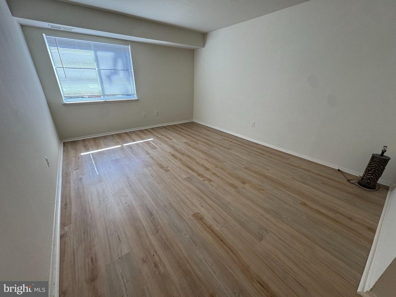 7980 Audubon Ave #A3 - Photo 3 of 9