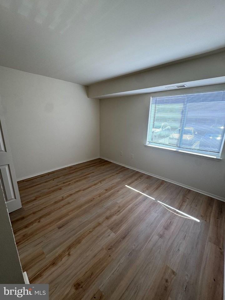 7980 Audubon Ave #A3 - Photo 7 of 9