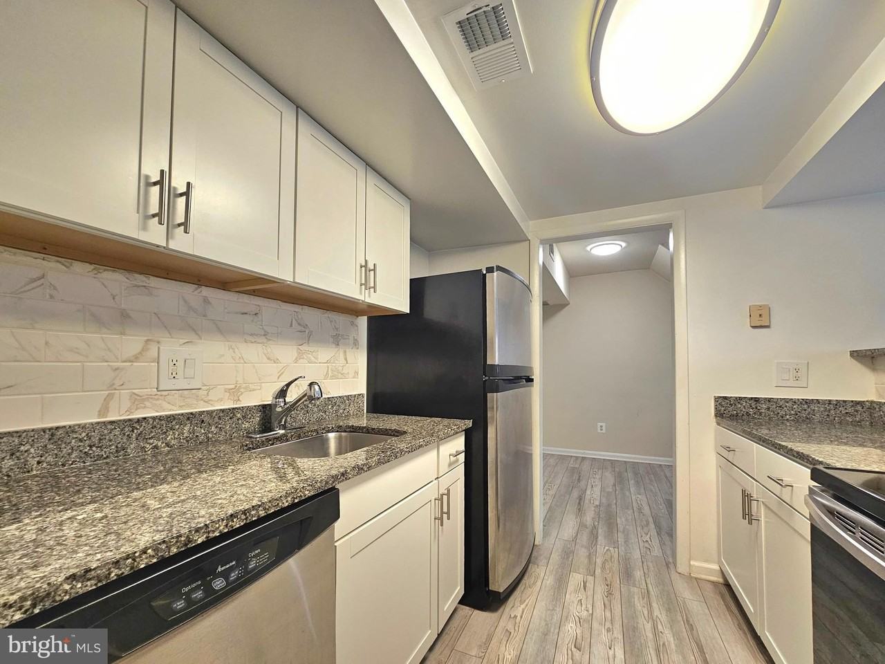 8612 Walutes Cir #B - Photo 7 of 21
