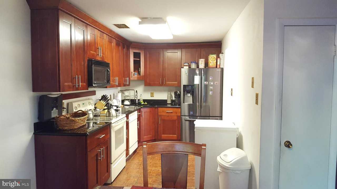 10699 Spring Oak Ct - Photo 6 of 23