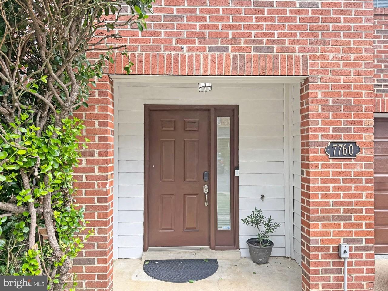 7760 Marshall Heights Ct - Photo 2 of 26
