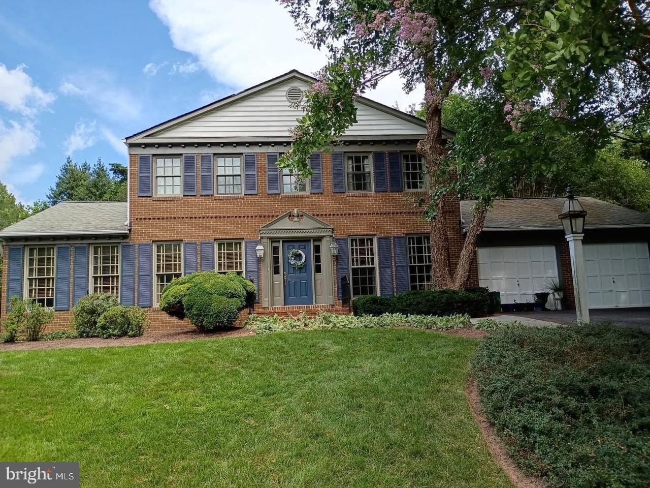 1197 Meadow Green Ln - Photo 6 of 50
