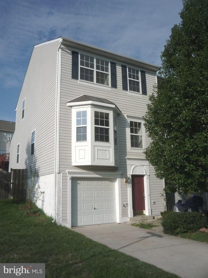 552 Sparkleberry Ter Ne - Photo 2 of 43