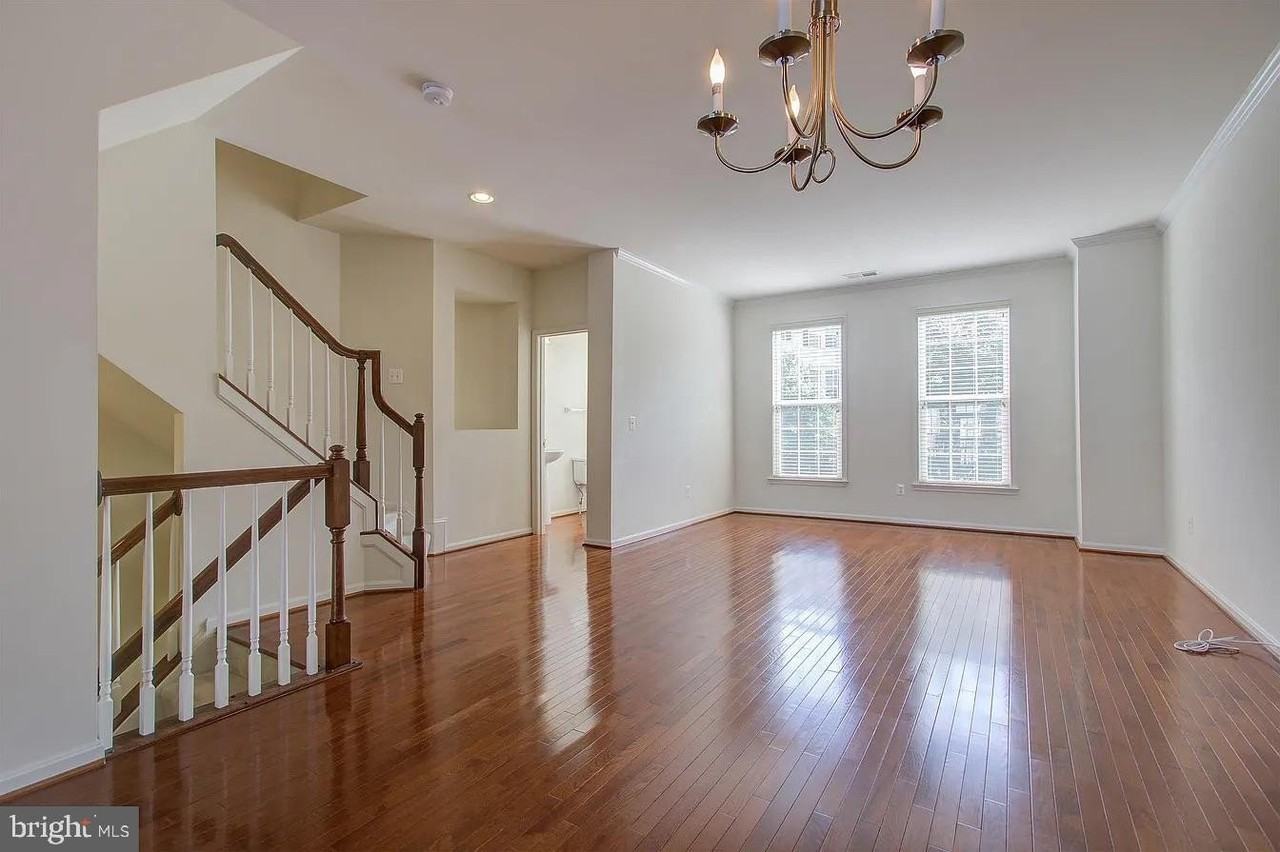 22648 VIENNA Terrace - Photo 6 of 28