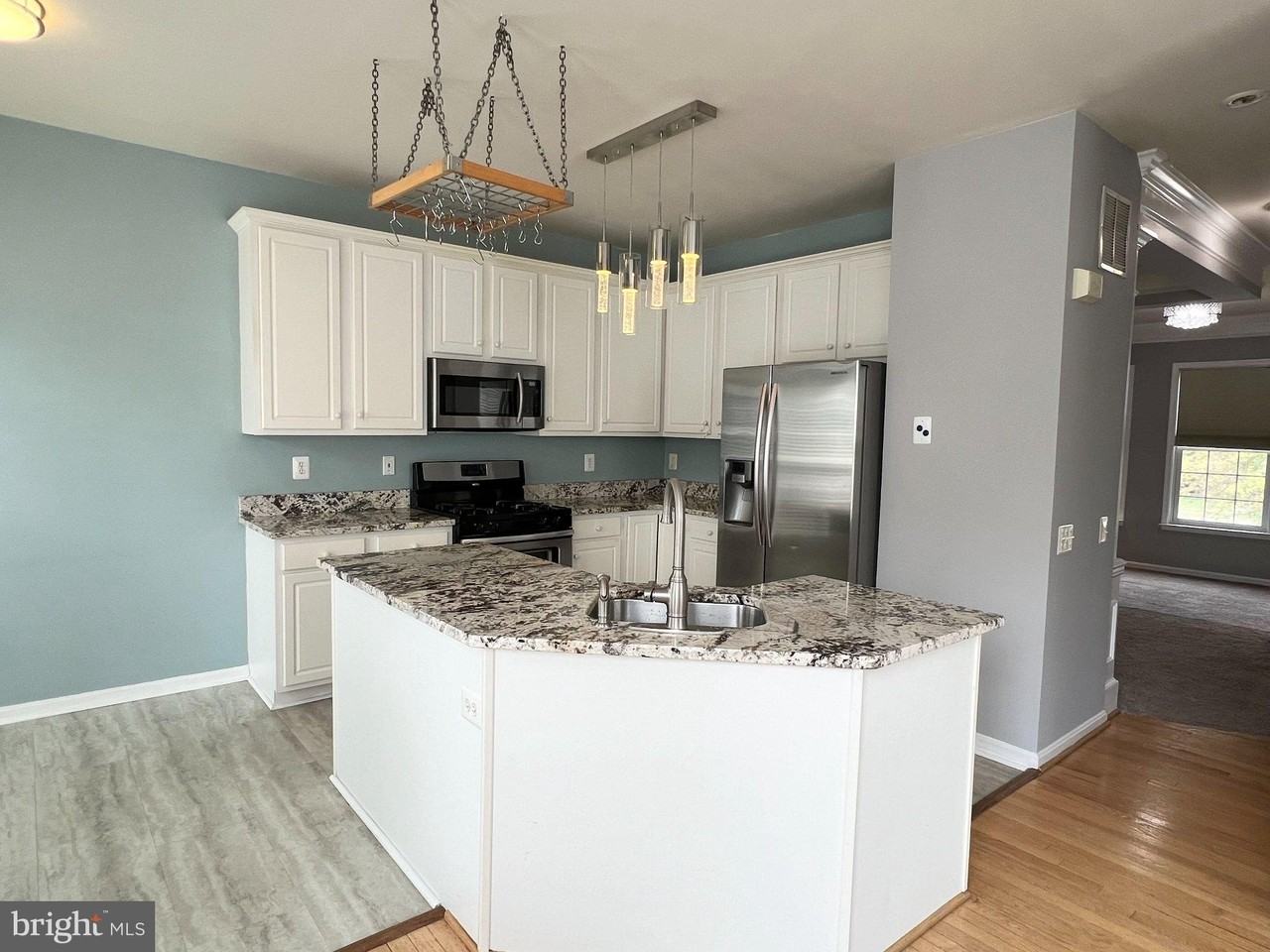 22464 Maison Carree Sq - Photo 2 of 22