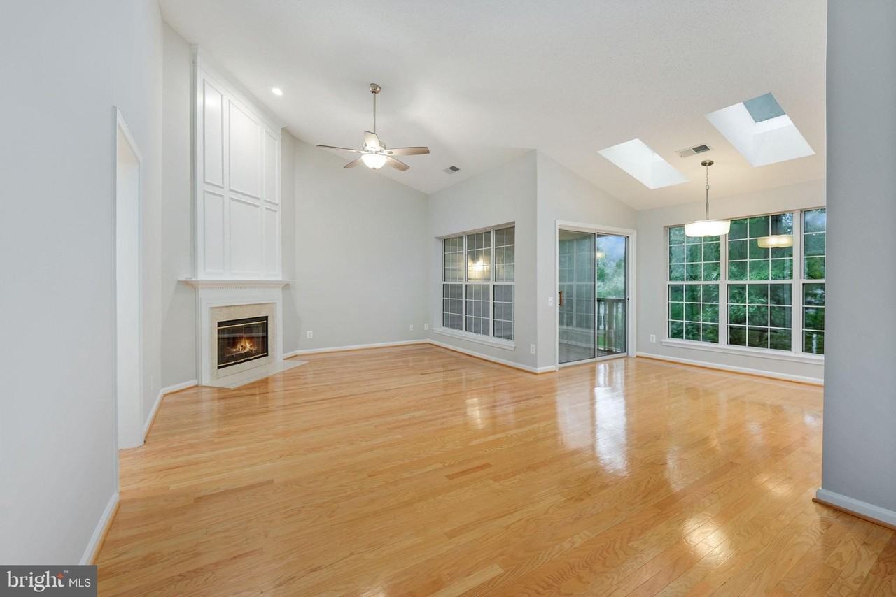 8234 Winstead Pl - Photo 2 of 21