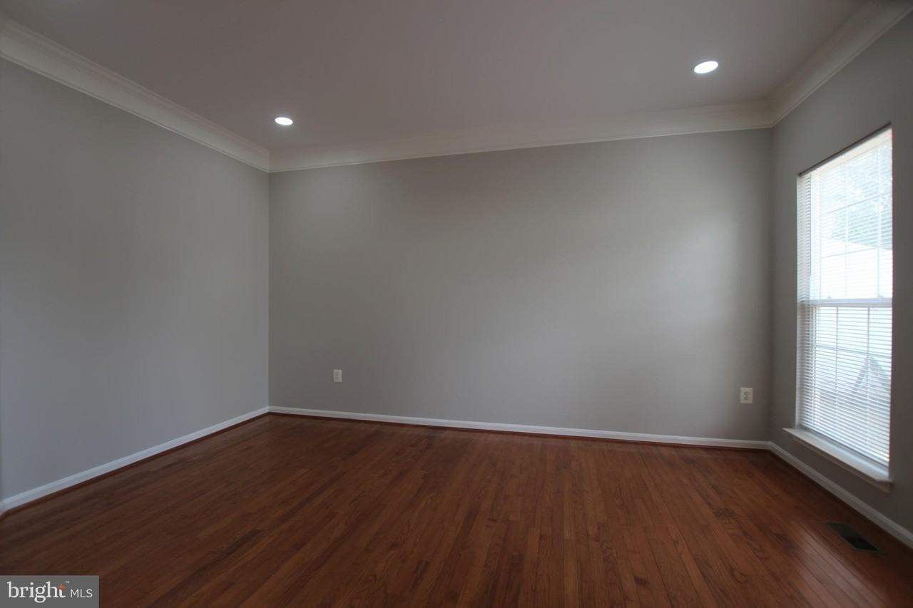 3073 Azalea Sands Ln - Photo 4 of 42
